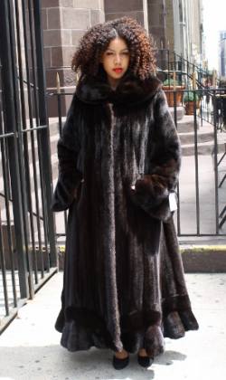 Marc Kaufman Furs presents a designer plus size mahogany mink fur coat from Marc Kaufman Furs New York City,Fur coats in Baltimore, fur coats in Chicago, fur coats in Detroit, fur coats in Los Angeles, fur coats in Detroit, fur coats in orange county, fur coats in Atlanta, fur coats in Denver, fur coats in Dallas, fur coats in Seattle, fur coats in Portland, fur coats in Santiago, fur coats in Buenos Aires, fur coats in Caracas