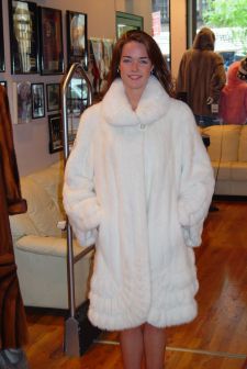 White Mink Classic Fur Stroller Wing Collar Bell sleeves