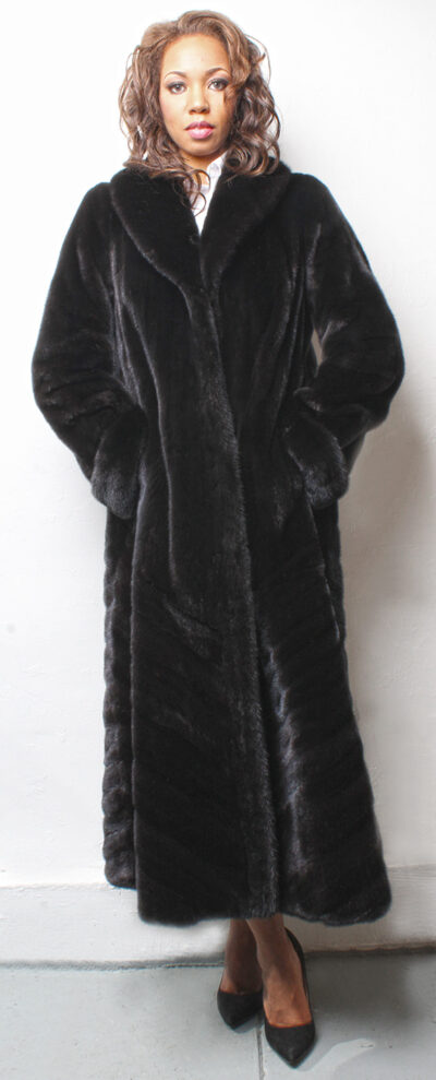 BLACKGLAMA MINK FUR COAT DIRECTIONAL