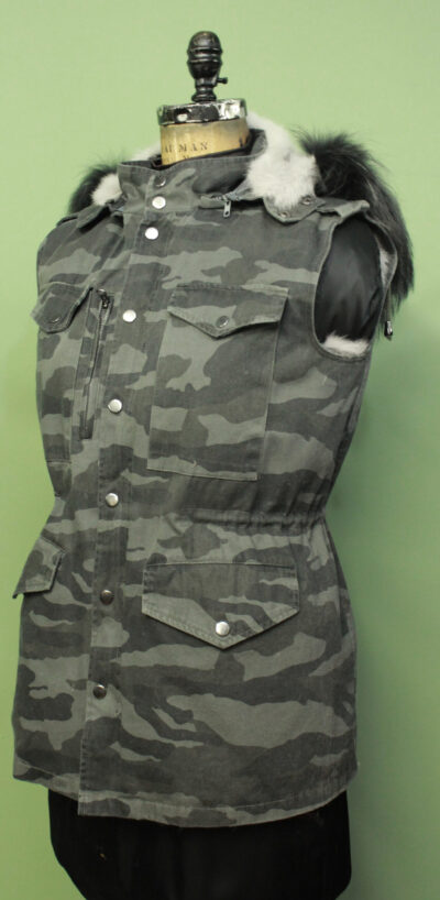 Grey Camouflage Vest Detachable Rabbit Fur Lining Detachable Hood