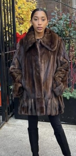 Pre-Owned Mahogany Ruffled Mink Jacket